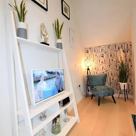 Apartment Primrose Yourapartment